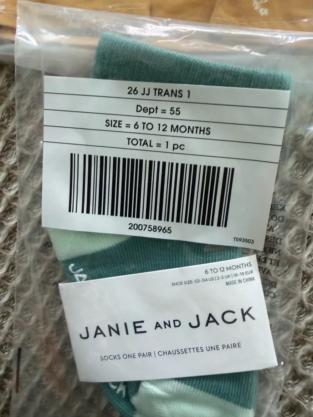 Janie andl Jack boys 6 to 12 months Green Whale Crew Socks nwt